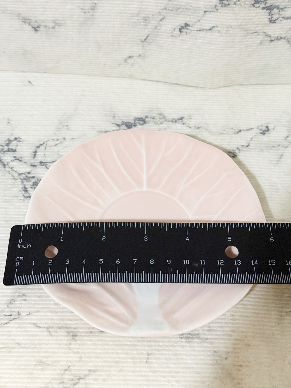 Tory Burch x Dodie Thayer Pink Lettuce Ware Jewelry Trinket Dish / Small Plate - Picture 6 of 7